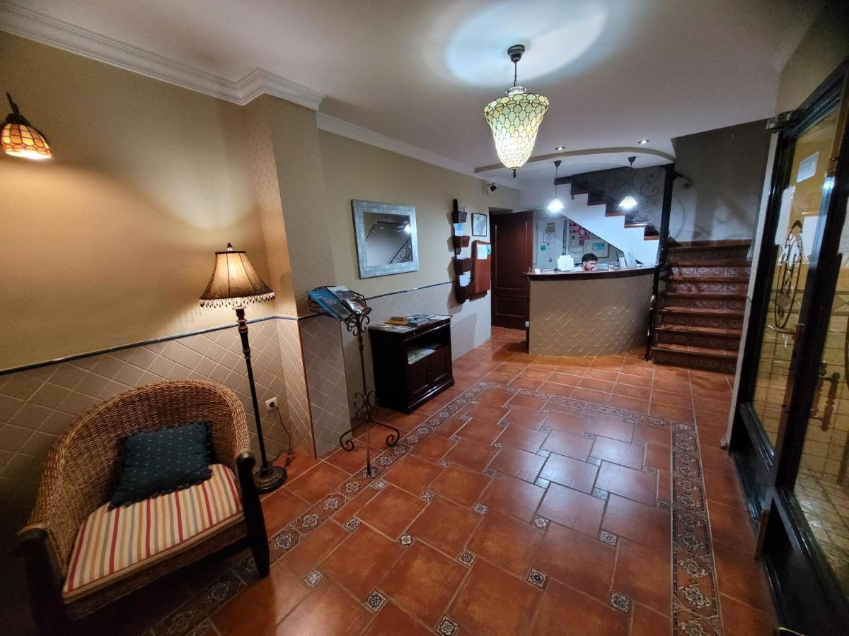 Hostal Jayma Salobreña Extérieur photo