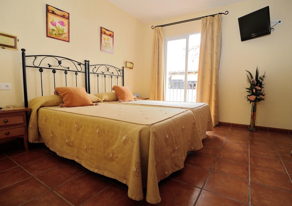Hostal Jayma Salobreña Extérieur photo